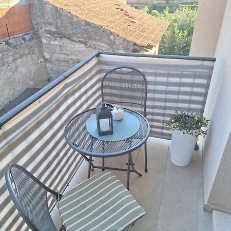 Apartman Laura M Vodice Luaran gambar
