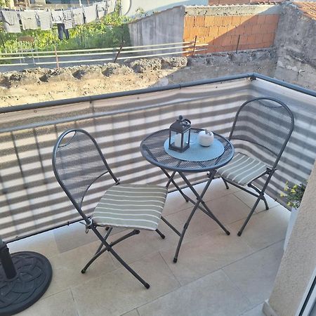 Apartman Laura M Vodice Luaran gambar